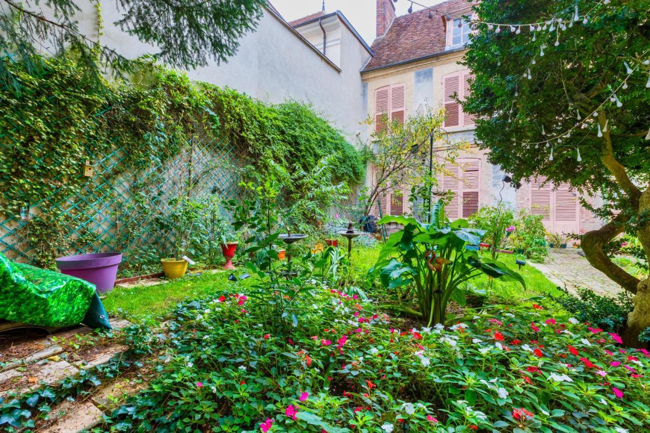 hôtel particulier SENS centre ville Extérieur photo
