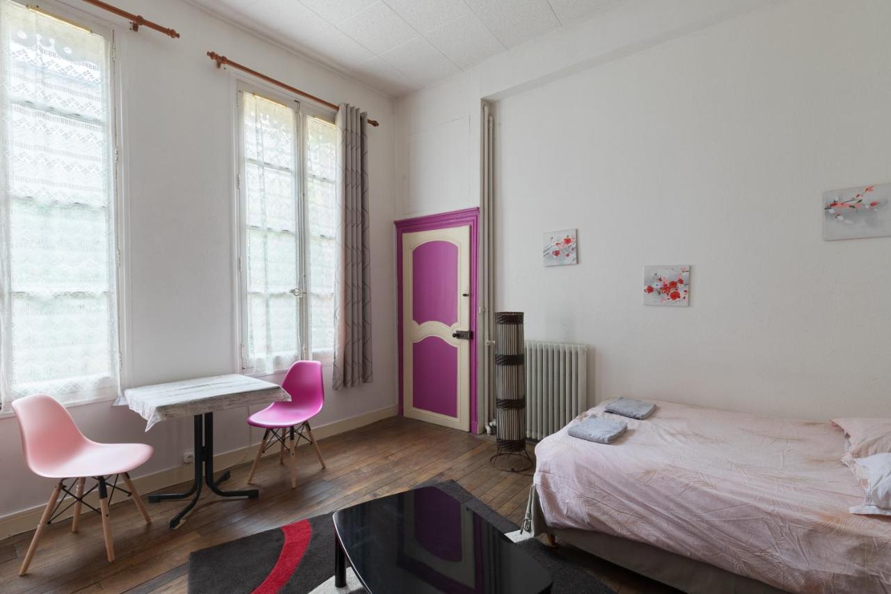 hôtel particulier SENS centre ville Extérieur photo